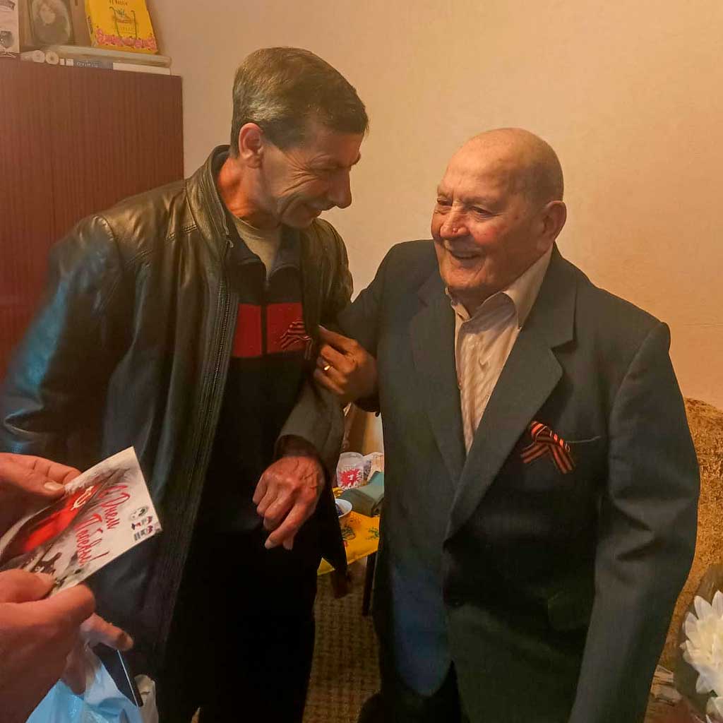 «Единая Россия» поздравила ветеранов